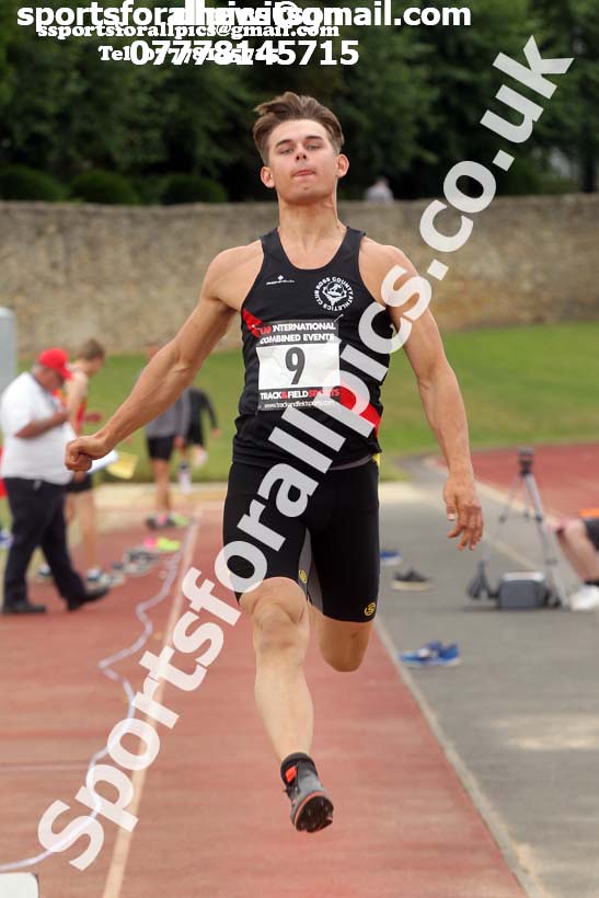 Mens decathlon, EAP International Combined Events, Hexham, Northumberland. Photo: David T. Hewitson/Sports for All Pics